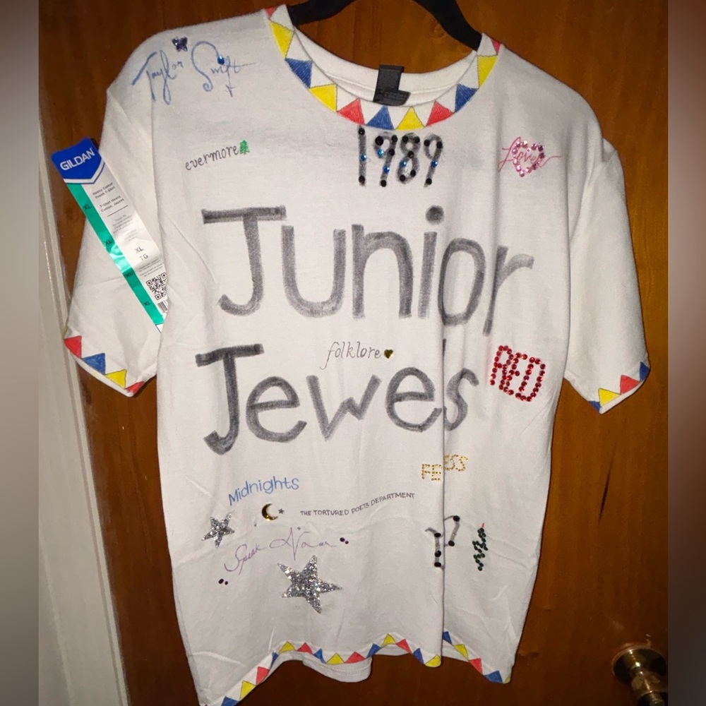 The more BEJEWELED you belong with me tee
